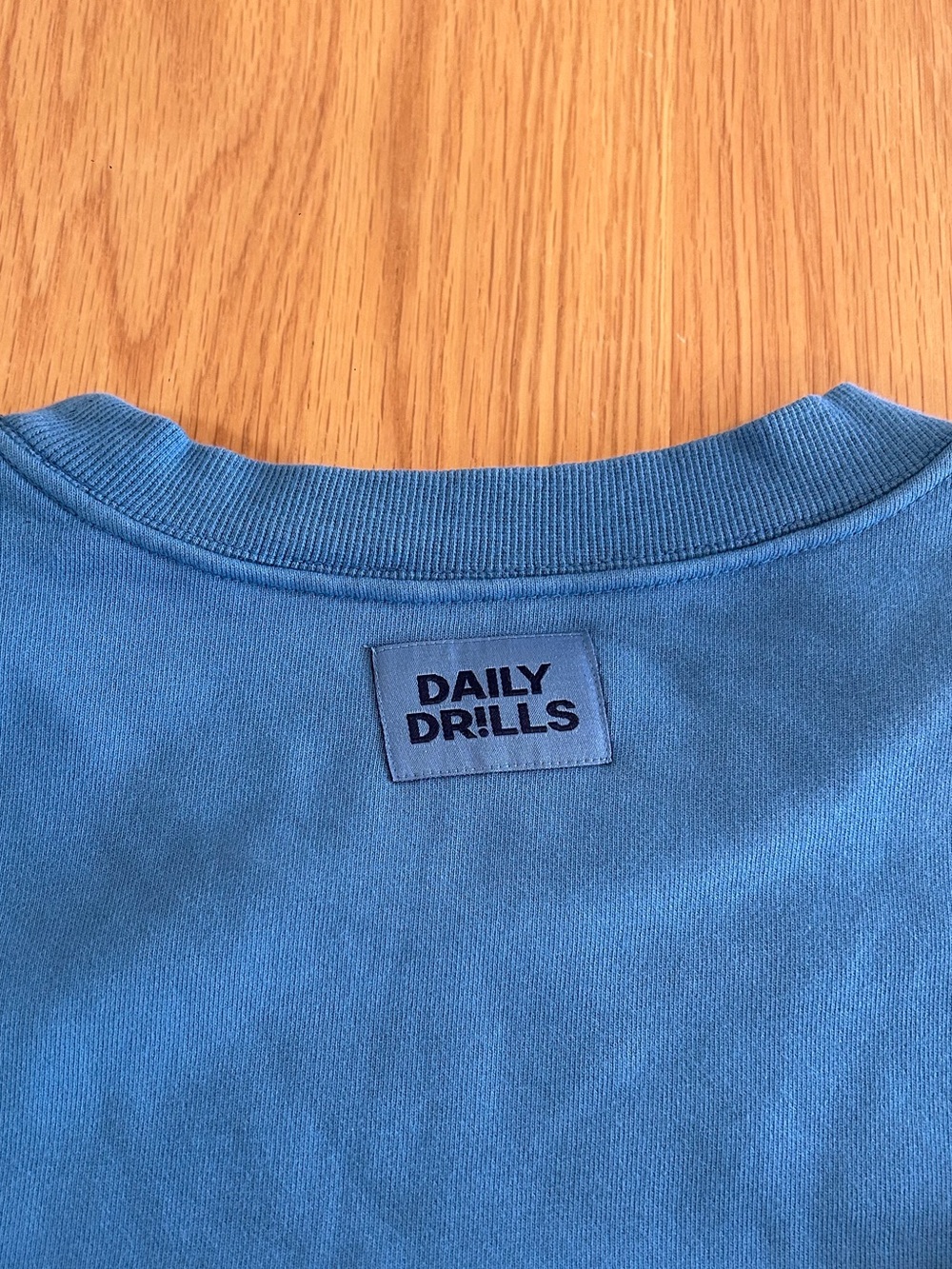 Daily Drills Oversized Daily Crew - Cabana + Navy with Tonal Patch Size M/L NWOT - Picture 5 of 12